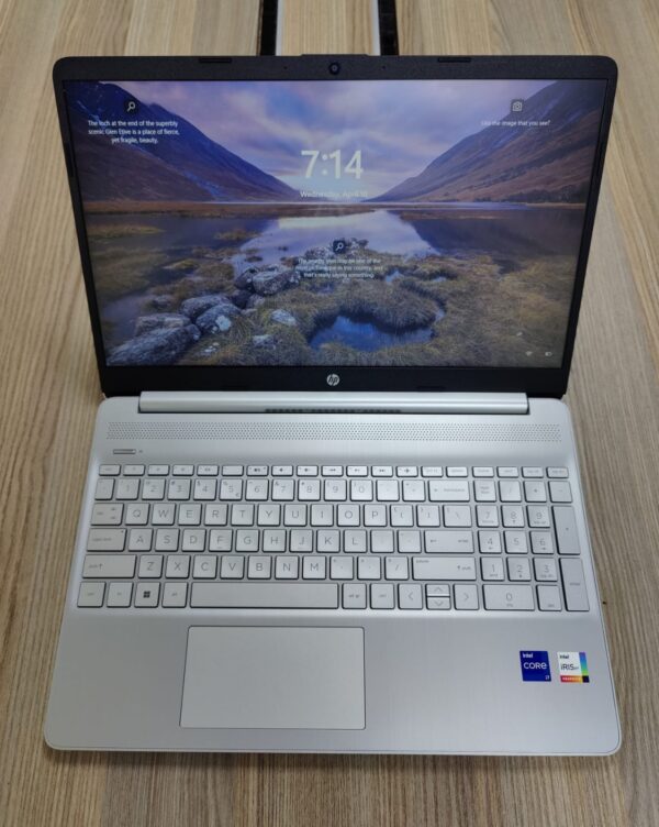 HP 15s G9