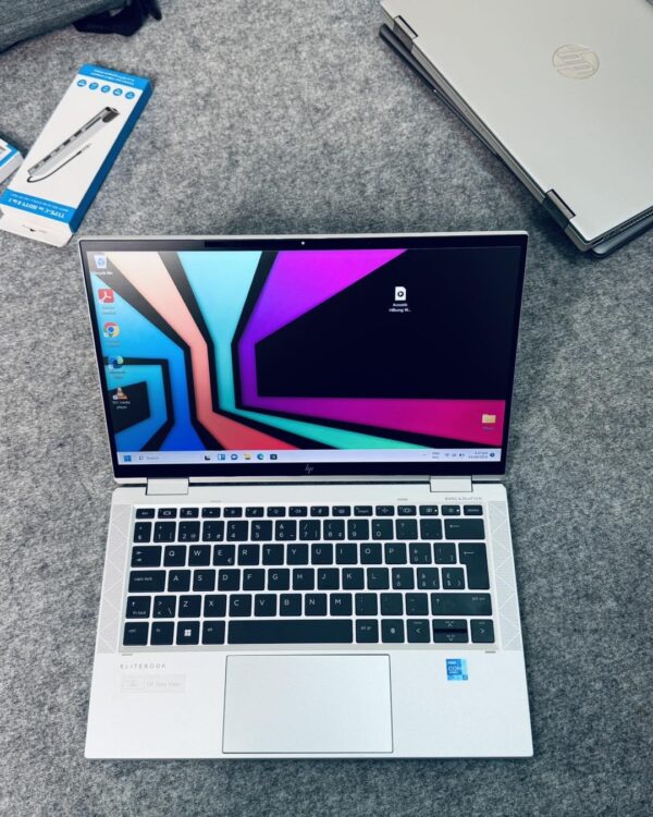 HP EliteBook 1030 G8  x360 - Image 5
