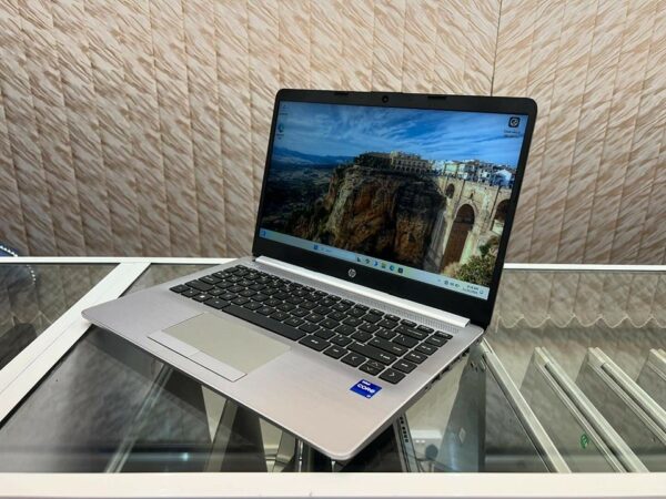 HP 240 G9 Notebook PC - Image 2
