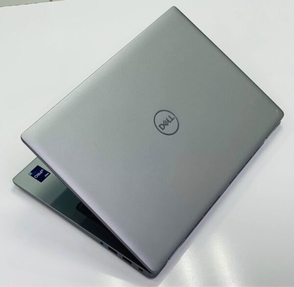 Dell Latitude 7440 - Image 2