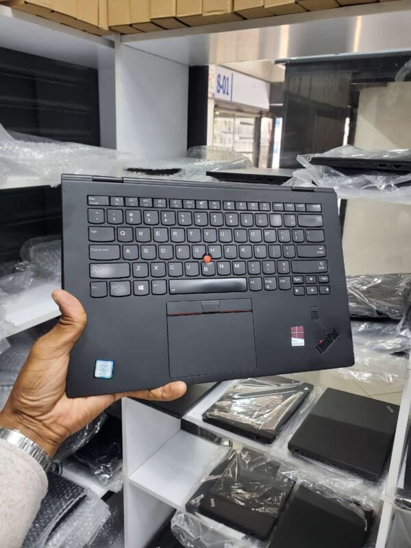 Lenovo ThinkPad X1 Yoga - Image 4