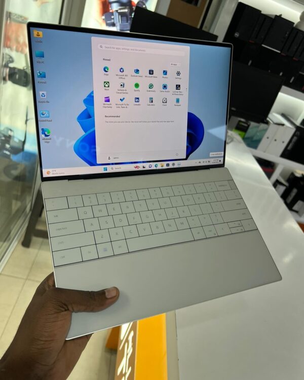 Dell XPS 13 9320