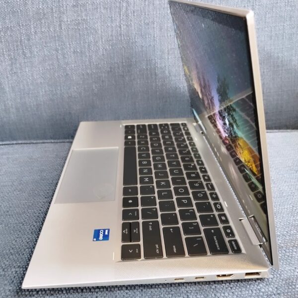 HP EliteBook 1030 G8  x360 - Image 2