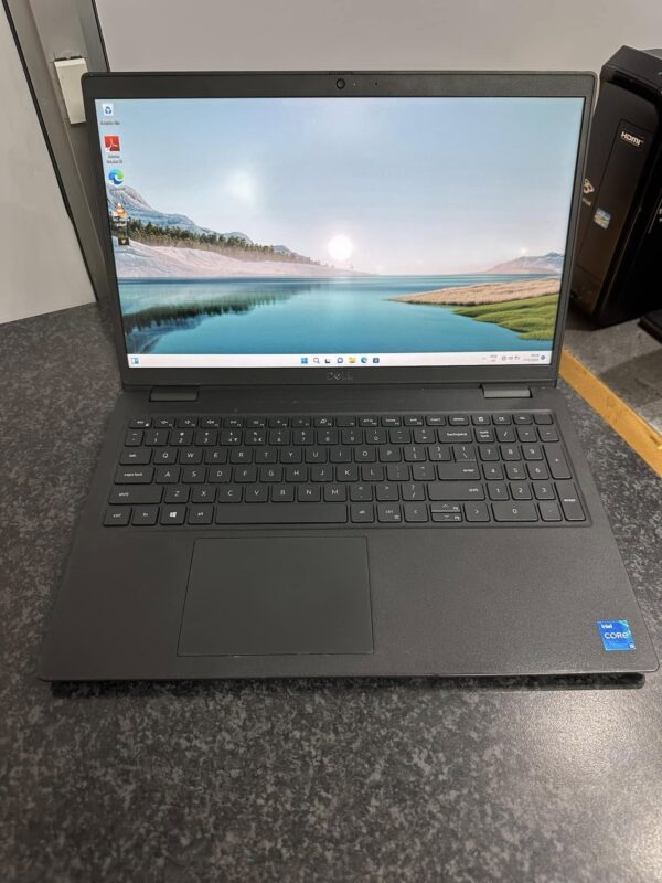 Dell Latitude 3520