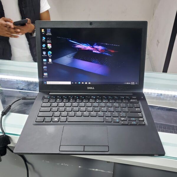 Dell Latitude 7290
