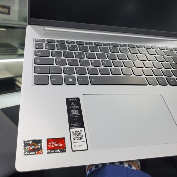 Lenovo IdeaPad Slim 5 Ryzen 5 700 Series - Image 4