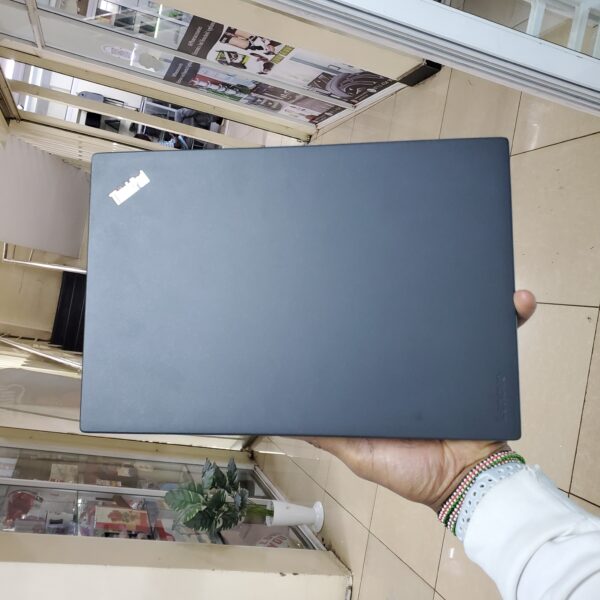 Lenovo ThinkPad X270 - Image 3