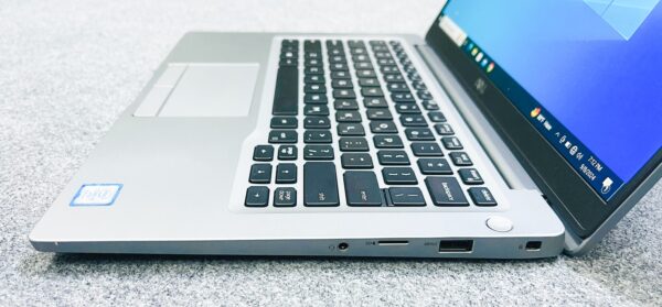 Dell Latitude 7400 - Image 3