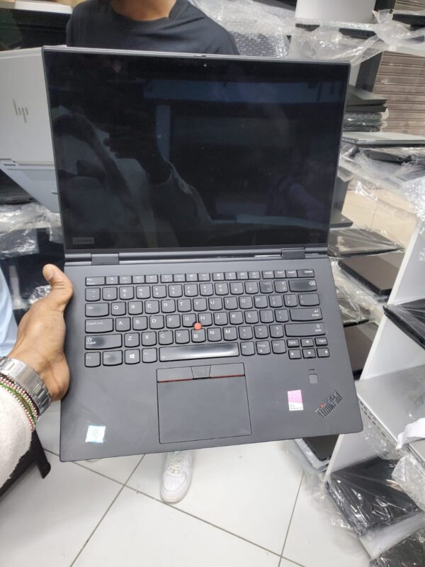 Lenovo ThinkPad X1 Yoga - Image 2
