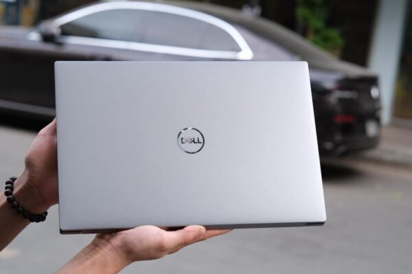 Dell Precision 5550 - Image 4