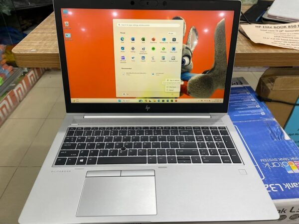 HP EliteBook 850 G5 - Image 2