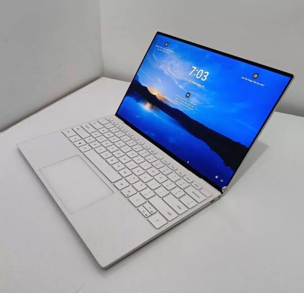 Dell XPS 13 9310 - Image 4