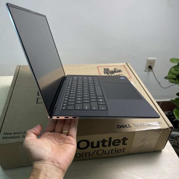 Dell XPS 15 9520 - Image 3