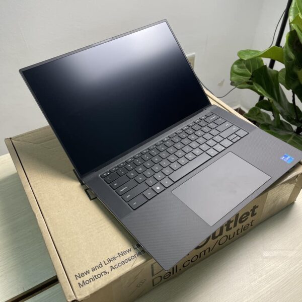 Dell XPS 15 9520 - Image 2