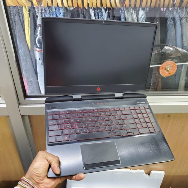 HP Omen 15 - Image 3